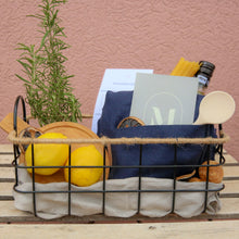 Load image into Gallery viewer, Mysa Gift Basket